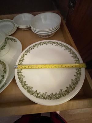 LARGE LOT OF CORELLE SPRING BLOSSOM CRAZY DAISY DINNERWARE