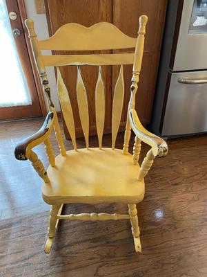 WOODEN FOLK ART ROCKING CHAIR