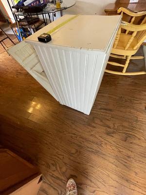 WOODEN TRASH BIN CONTAINER/CONCEALER