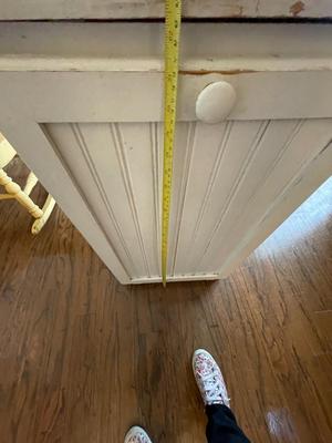 WOODEN TRASH BIN CONTAINER/CONCEALER