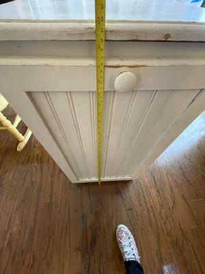 WOODEN TRASH BIN CONTAINER/CONCEALER