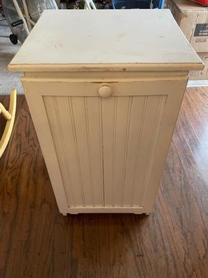 WOODEN TRASH BIN CONTAINER/CONCEALER