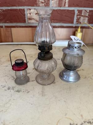 Small oil lamp