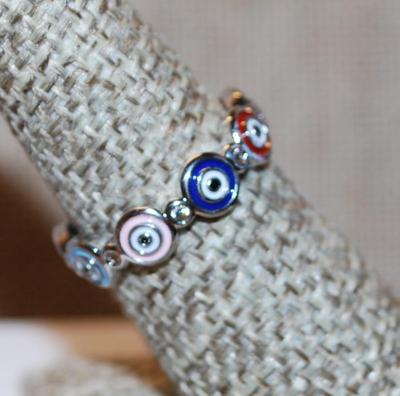 Size 7 Infinity Style Ring with Colored "Bullitt" Circles on a Silver Tone Band (2.6g)