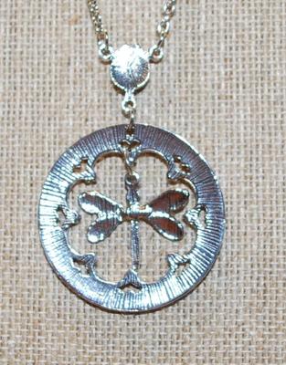 "Dragonfly in a Circle" PENDANT (1½" Diameter) on a Silver Tone Necklace Chain 18" L