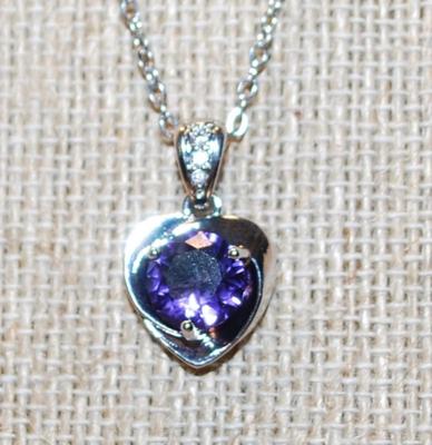 Deep Purple Round Stone on a Heart Setting PENDANT (¾" x ½") with a Silver Tone Necklace Chain 18" L