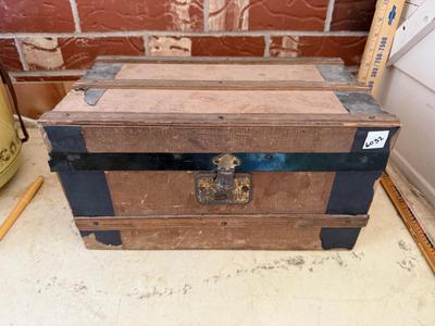 Storage box