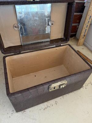 Travel case