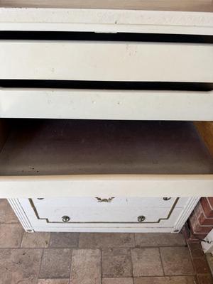 Delightful cabinet with drawers