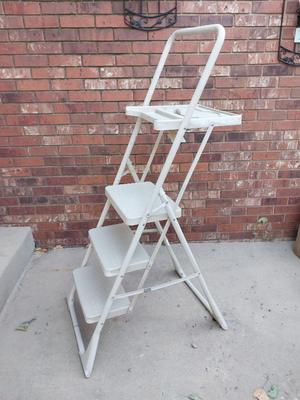 Cosco Three Step Paint Ladder