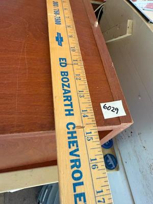 Storage cabinet