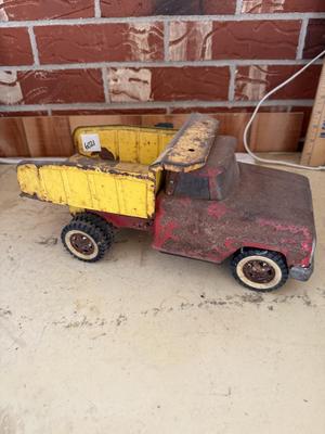 Vintage dump truck