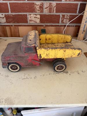 Vintage dump truck