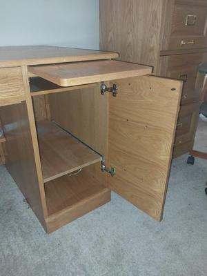 Nice Oak Computer Desk