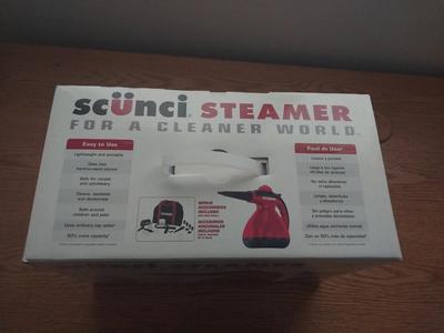 New in Box Scunci Steamer