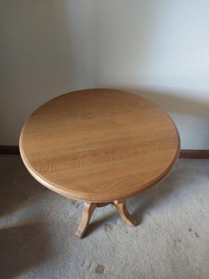 Oak Wood Round Side Table and Lamp