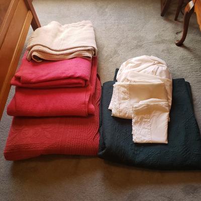 Full Size Linens, Blankets and Bedspreads (BGB-KD)