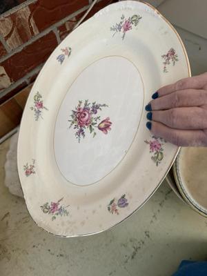 Serving trays
