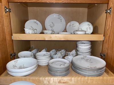 10 PLACE SETTING OF JUSTINE BY MIKASA FINE CHINA