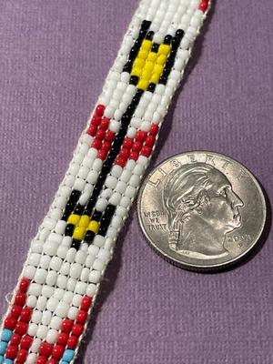 Native American Handmade Seed Bead 25" Necklace Size in VG Preowned Condition as Pictured.