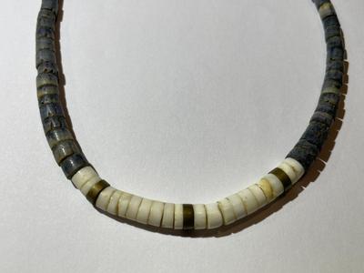 Vintage Native American Heishi Bead Graduated Necklace/Choker 16.5" in Good Preowned Condition.