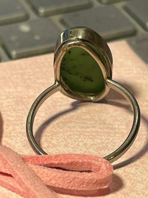 Dainty Preowned Size 7 Jade/Jadeite Ring in Good Condition as Pictured.