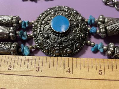 Vintage Southwestern Up-40" Adjustable Silver-tone Turquoise & Lapis Bead Chain Belt Preowned from an Estate.