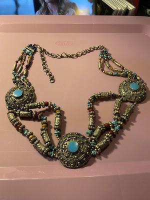 Vintage Southwestern Up-40" Adjustable Silver-tone Turquoise & Lapis Bead Chain Belt Preowned from an Estate.