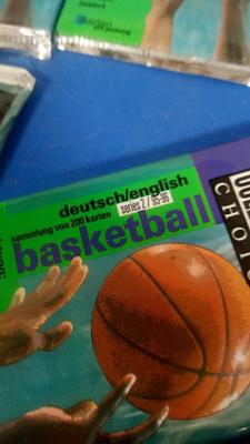 LOT 19 NINE UNOPENED PACK OF VINTAGE BASKETBALL CARDS