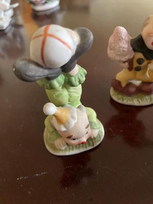 SMALL VINTAGE FIGURINES