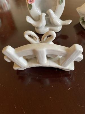 LOVE DOVES, SWANS AND DUCK DECOR