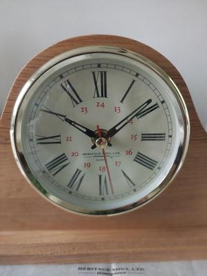 Heavy Glass Lennex Vase and Heritage Mint Timepiece