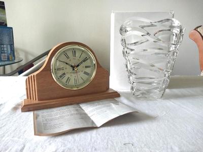 Heavy Glass Lennex Vase and Heritage Mint Timepiece