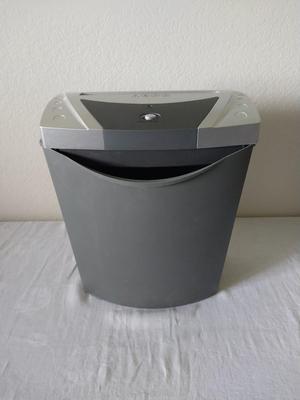 Novi Tech Paper Shredder
