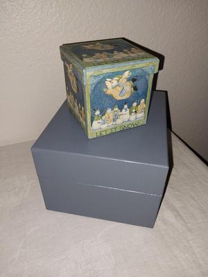 Decretive Gift Boxes