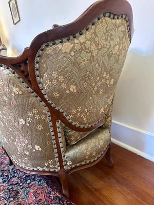 Vintage Victorian Parlor Chair ( See Details)