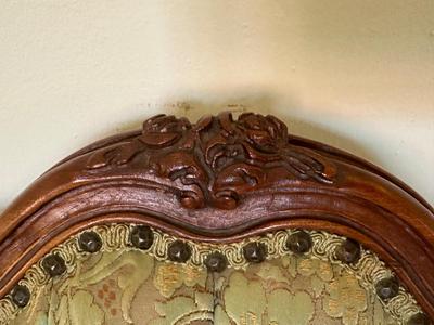 Vintage Victorian Parlor Chair ( See Details)