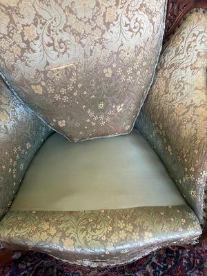 Vintage Victorian Parlor Chair ( See Details)