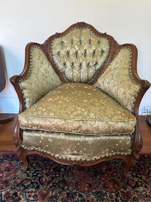 Vintage Victorian Parlor Chair ( See Details)