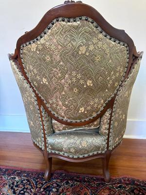 Vintage Victorian Parlor Chair ( See Details)