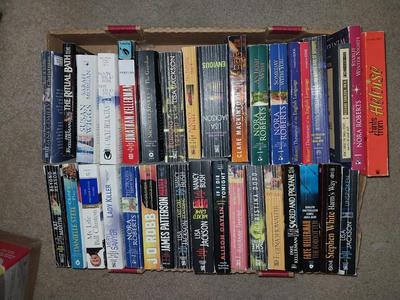 Box of Entertainment-BOOKS (7)