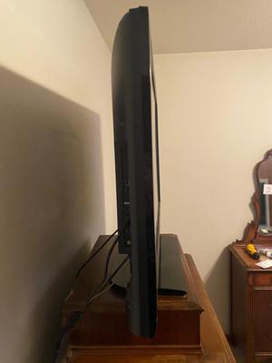 42” INSIGNIA TV