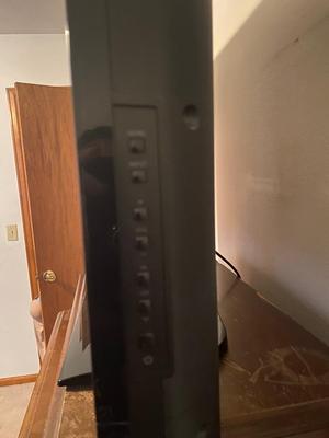 42” INSIGNIA TV