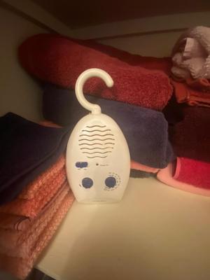 TOWELS, WALL HOOKS & A SHOWER RADIO