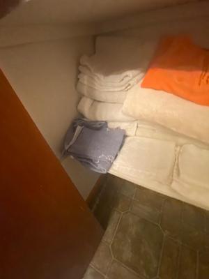 FULL SIZE SHEETS & TOWELS