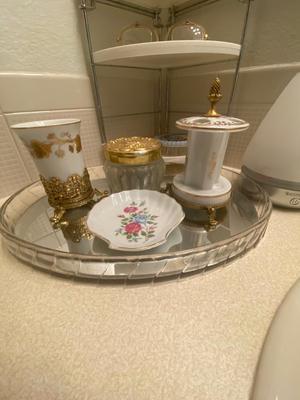 4 TIER SHELF, TOOTHBRUSH HOLDER WITH CUP, READING GLASSES AND MORE!