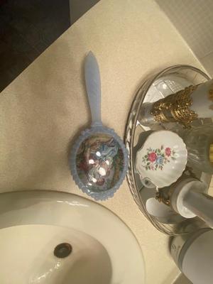4 TIER SHELF, TOOTHBRUSH HOLDER WITH CUP, READING GLASSES AND MORE!