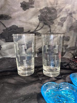 A VARIETY OF PRETTY TIARA GLASS