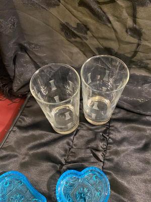 A VARIETY OF PRETTY TIARA GLASS
