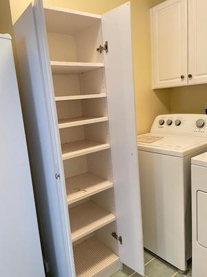 Classic White Pantry (L-SS)